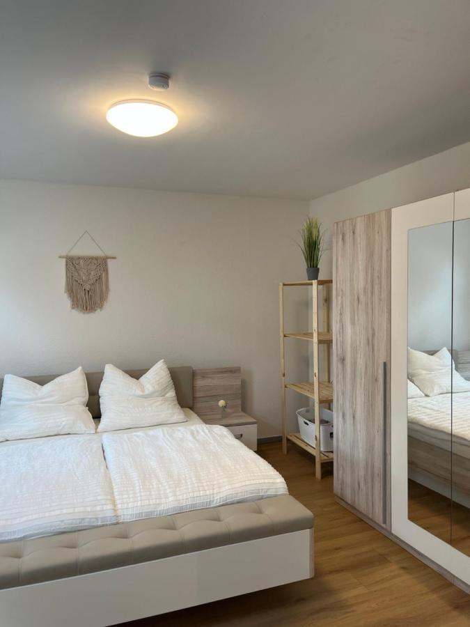 Apartment Horst - Gemuetliche Und Moderne Ferienwohnung In Der Innenstadt พาเซอวาล์ค ภายนอก รูปภาพ