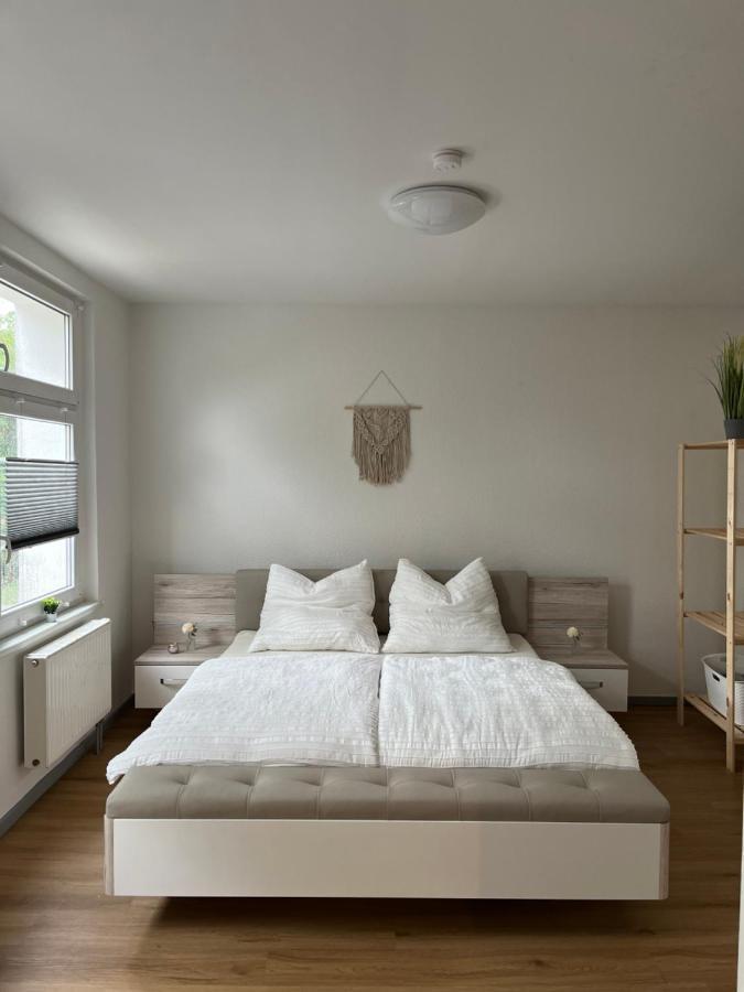 Apartment Horst - Gemuetliche Und Moderne Ferienwohnung In Der Innenstadt พาเซอวาล์ค ภายนอก รูปภาพ