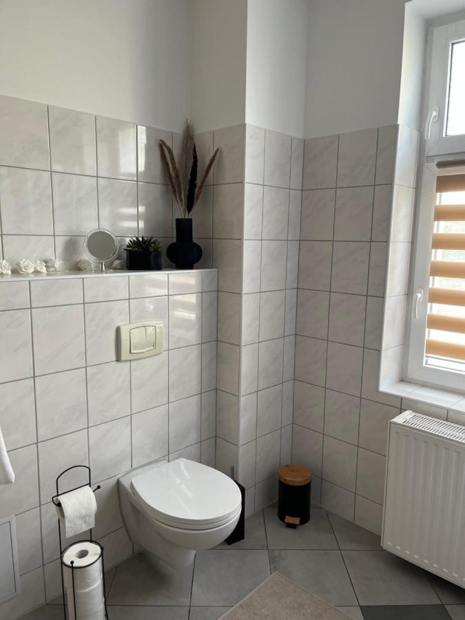 Apartment Horst - Gemuetliche Und Moderne Ferienwohnung In Der Innenstadt พาเซอวาล์ค ภายนอก รูปภาพ