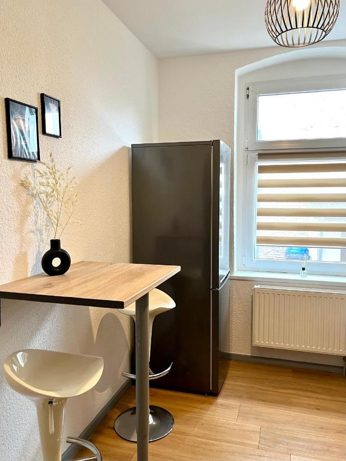 Apartment Horst - Gemuetliche Und Moderne Ferienwohnung In Der Innenstadt พาเซอวาล์ค ภายนอก รูปภาพ